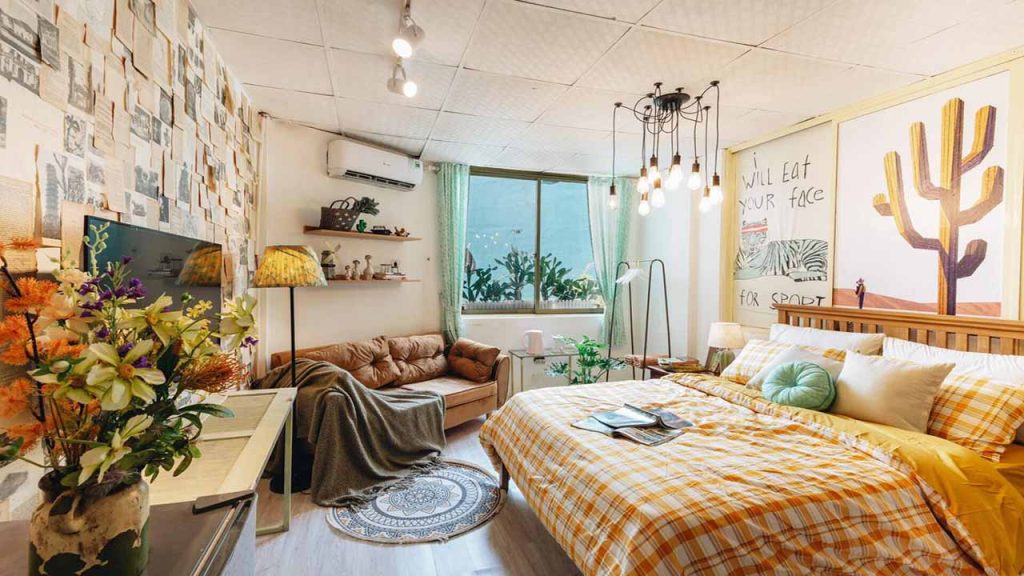 LỖI TRANG TRÍ PHÒNG NGỦ BẠN NÊN TRÁNH GIÚP NGỦ NGON 2 Trang trí phòng ngủ quá nhiều đồ đạc